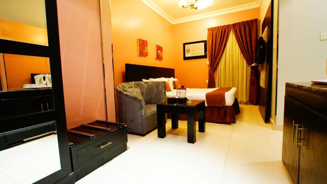 Al Muhaidib Hotel Rijád Kültér fotó